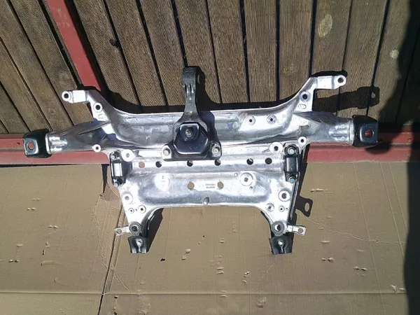 OEM ZYC69EWCV13AC0251 Etujousitus Honda CR-V VI:lle image 2