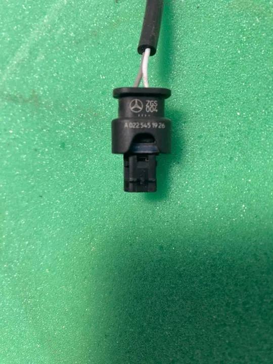 MERCEDES-BENZ Avgastemperatursensor A0009059705 image 2