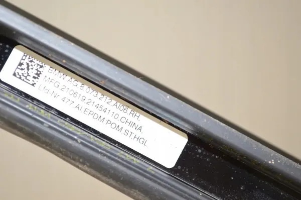 Kattotankit oikea puoli OEM 51138073212 BMW 3 Touring image 4