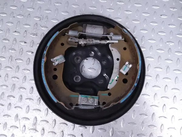 Collier de serrage arrière OEM 2Q0609075N pour Seat Ibiza V image 2