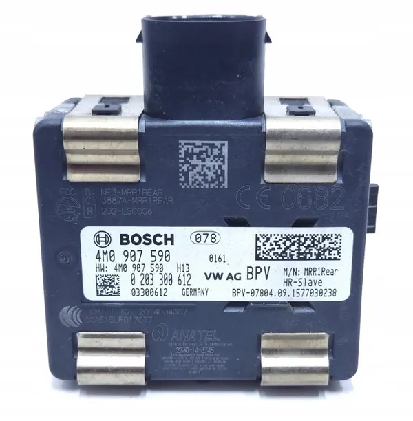 Audi Q7 4M radarsensor OEM 4M0907590 - Begagnad image 3