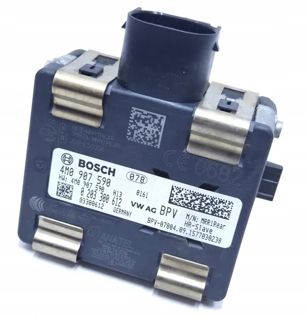 Audi Q7 4M radarsensor OEM 4M0907590 - Begagnad image 5
