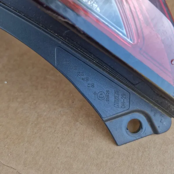 TOYOTA AYGO II 2 LIFT bakre höger lampa 2018- image 3