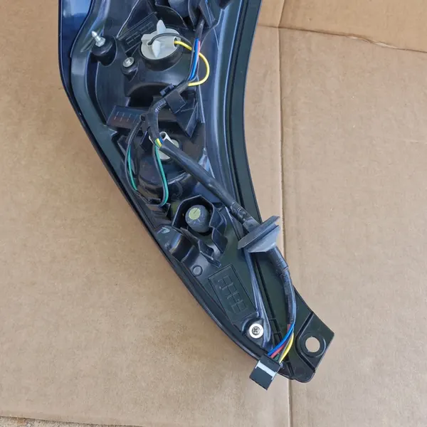 TOYOTA AYGO II 2 LIFT bakre höger lampa 2018- image 6