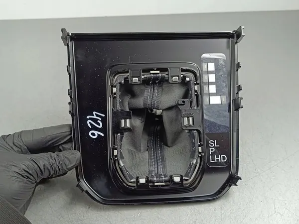 Subaru Forester SK Gear Shift Frame image 4