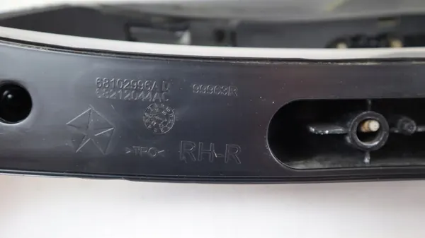 Barras de tejadilho Jeep Cherokee KL OEM 68102997AD image 10