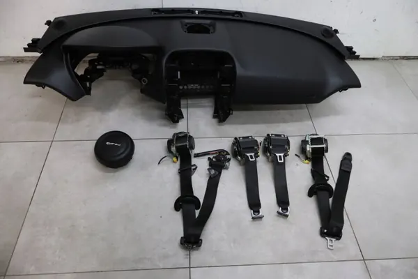 Airbag del Salpicadero Jaguar F-Pace OEM BNE3475 - Usado image 3
