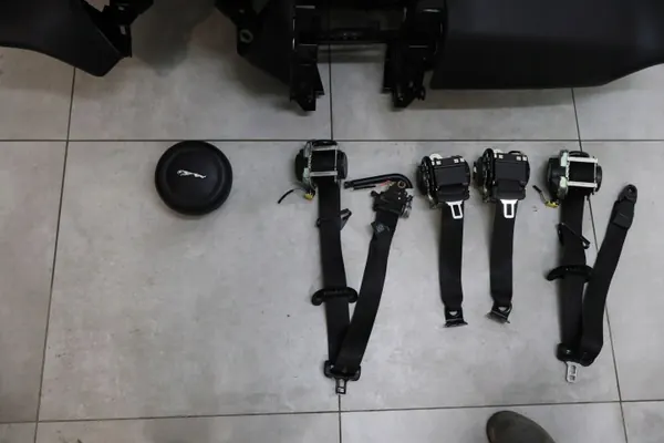 Airbag del Salpicadero Jaguar F-Pace OEM BNE3475 - Usado image 6