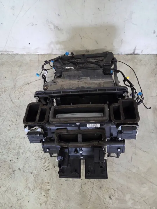 Ensemble Chauffage Audi A8 D3 OEM 4E0820003M Occasion image 2