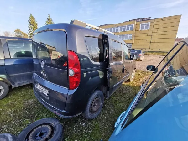 Fiat Doblo Oljetank 2010 2.0L 55207179 image 6