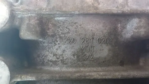 Pompe hydraulique Mercedes-Benz A2202810215MERC image 10