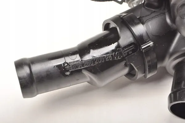 MERCEDES W177 2.0 AMG Carcasa de Termostato A2602002600 image 2