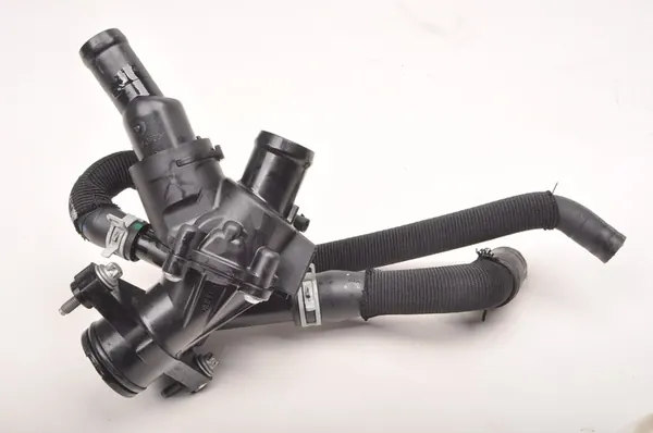 MERCEDES W177 2.0 AMG Carcasa de Termostato A2602002600 image 6