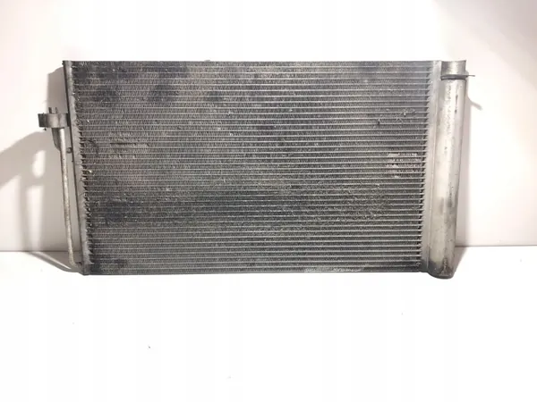 Condenseur A/C BMW OE d'occasion OEM 82511 pour Série 7 image 2