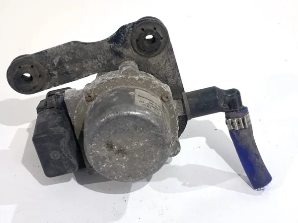 Pompe de force de freinage OEM 1K0612181F Skoda Fabia III image 3