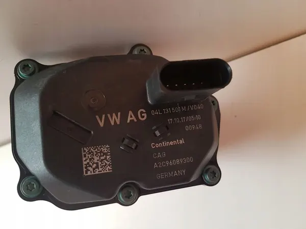 SEAT OE 04L131501M válvula EGR image 3