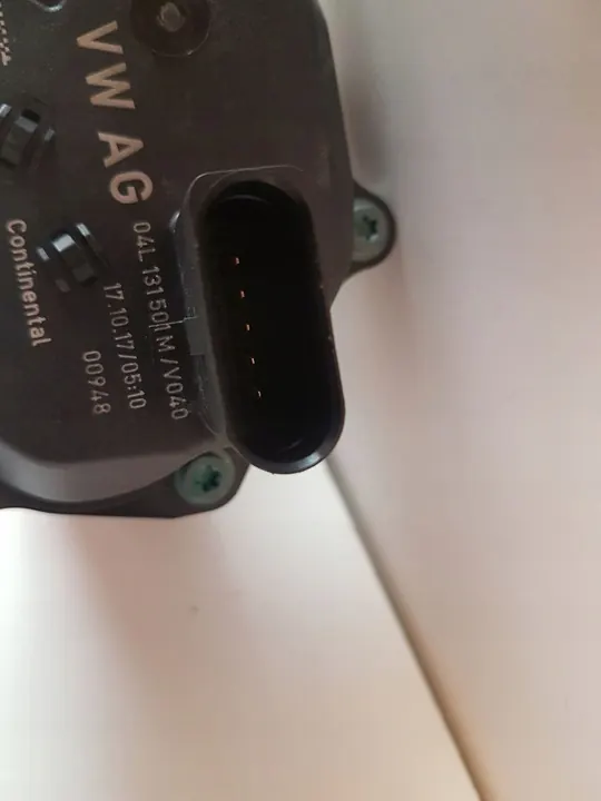 SEAT OE 04L131501M válvula EGR image 5