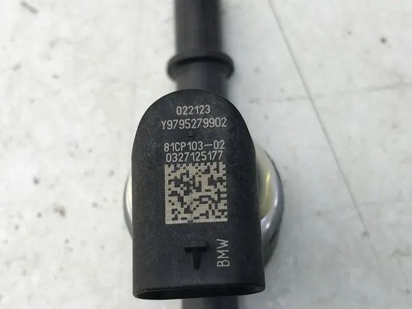 Sensor Pressão Combustível BMW OEM 7952799 - Usado image 5