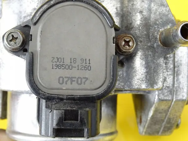 Cuerpo de aceleración Mazda 3 I 1985001260 image 3