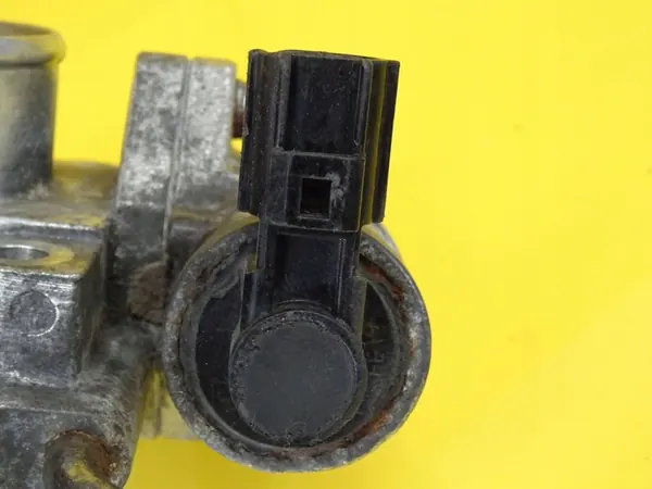 Cuerpo de aceleración Mazda 3 I 1985001260 image 6