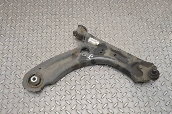 Braccio di Controllo Anteriore Destro VW Jetta MK6 5C0407152B image 2