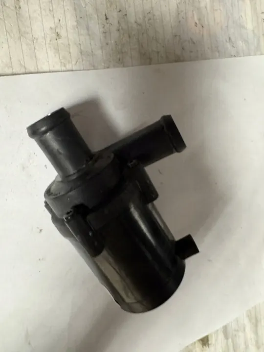 Pompe Webasto OEM 258676 pour Mercedes & BMW image 3