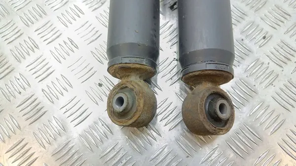 Ammortizzatore posteriore Opel Zafira B 2006 OEM 13198718 image 6