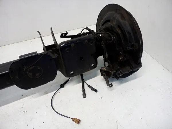 Viga de eje trasero OEM Renault Master III/IV image 4