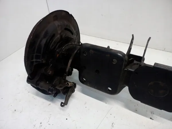 Viga de eje trasero OEM Renault Master III/IV image 5