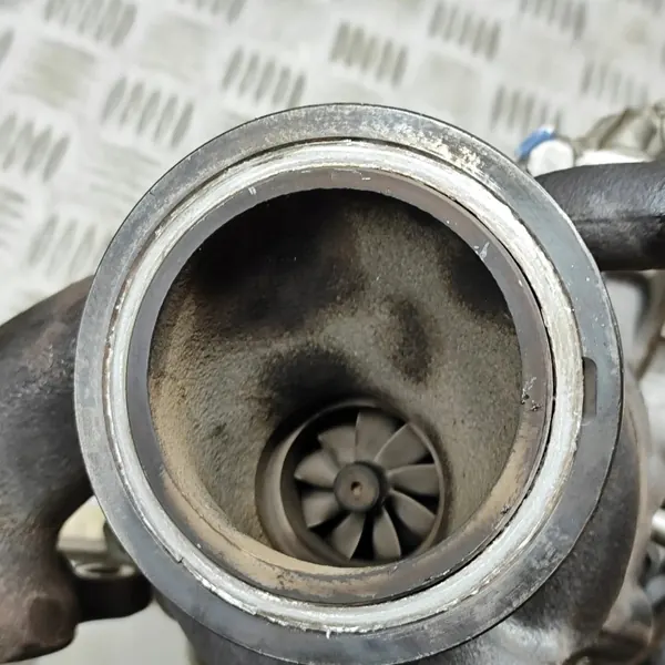 Turbo VW Golf VIII 1.5L 96kW 2021 OEM 8470090006 image 5
