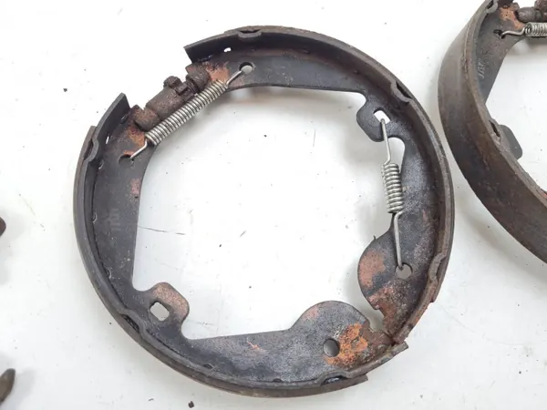 Mercedes-Benz OEM MAM79461 Hintere Bremsbeläge image 4