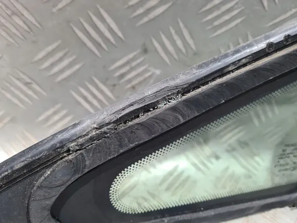 Höger triangelformad karossglas OEM PRAWA SZYBA image 4