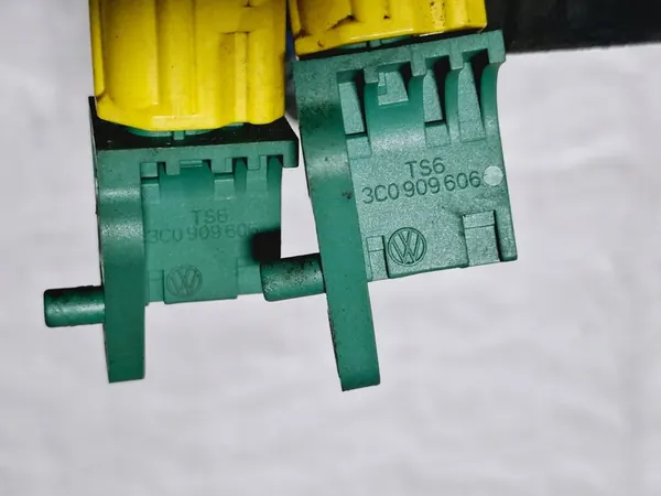 Airbag-Sensor-Modul VW Passat B6 2005-2010 3C0909606 image 7