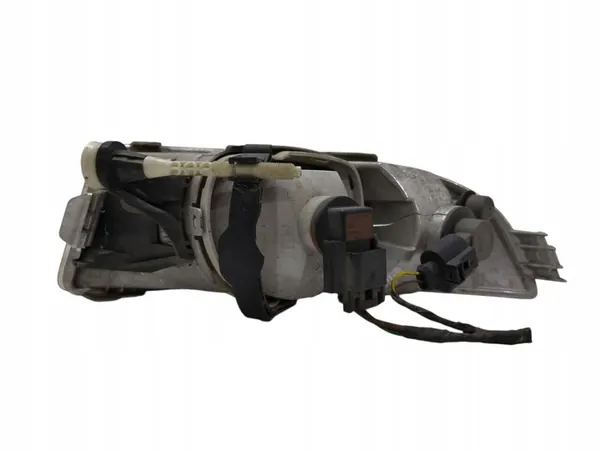 Farol de Neblina Skoda OE 1Z0941700C image 8