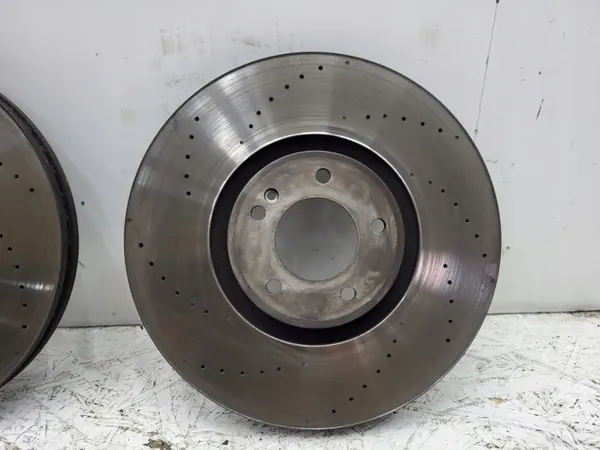 Disque de Frein Mercedes OEM A4634210500 Avant Usagé image 3