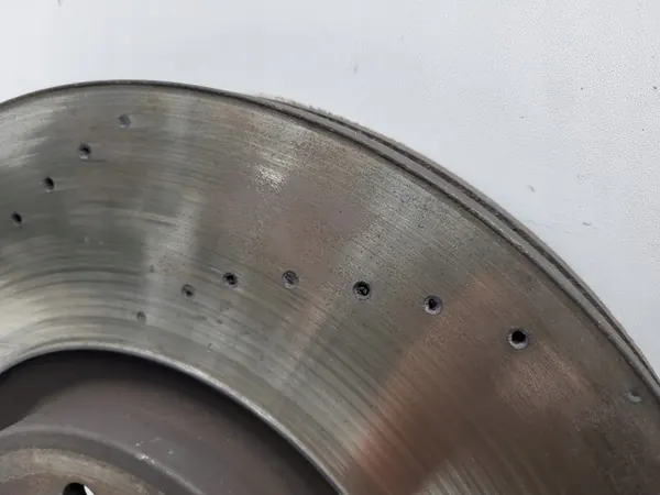 Disque de Frein Mercedes OEM A4634210500 Avant Usagé image 4
