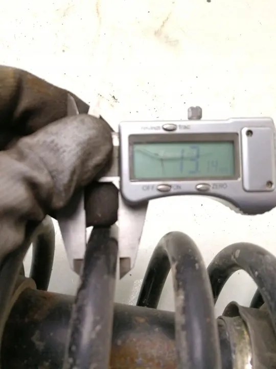 Fram stötdämpare Mercedes-Benz E W211 2004 A2113206913 image 5