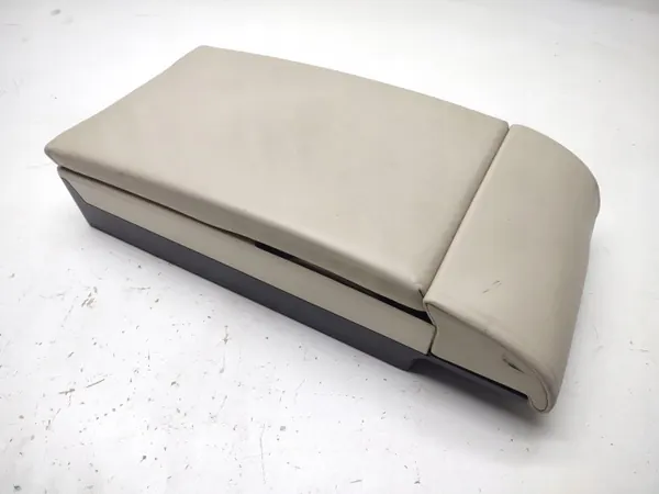 OEM 3T0885205AB Achterste armsteun Beige Skoda Superb II image 7