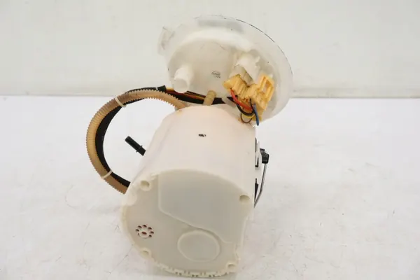 Maserati Grecale bränslepump OEM 505737510 image 5