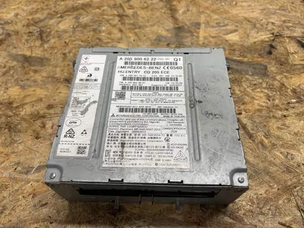 Lecteur Navigation Mercedes Classe C W205 OEM A2059006222 image 2