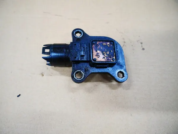 Sensor de árbol de levas BMW N52 E60 E61 E65 E70 E81 E84 E87 E90 image 2