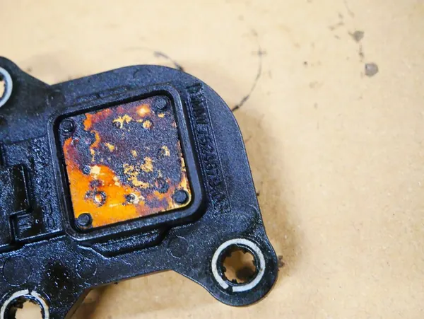 Sensor de árbol de levas BMW N52 E60 E61 E65 E70 E81 E84 E87 E90 image 3