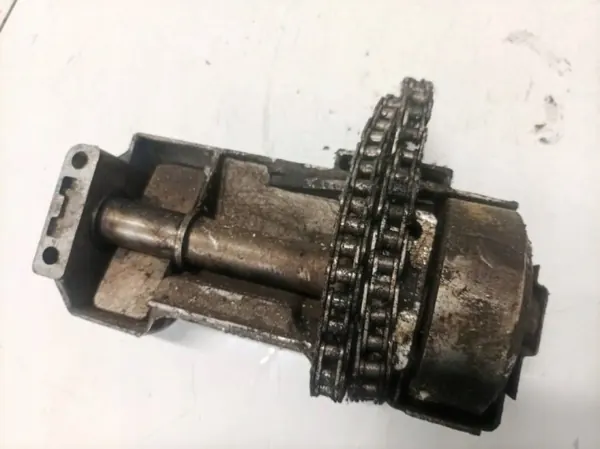Pompe à huile OEM 059103337b pour Audi A4 2.5L 2003 image 3