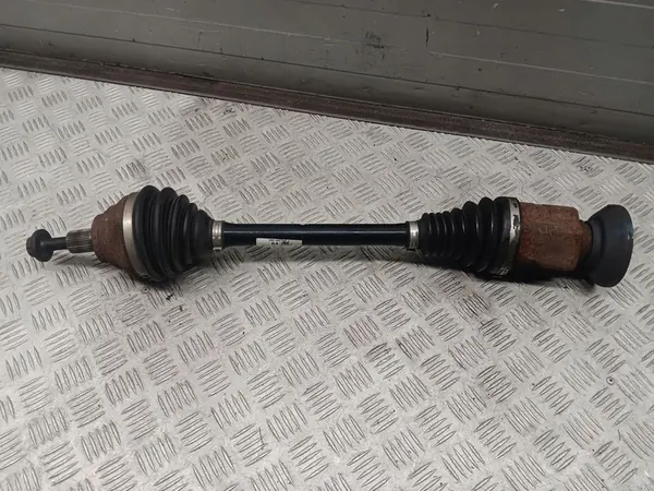 Audi Q3 8U Höger Sidan Halvaxel image 3