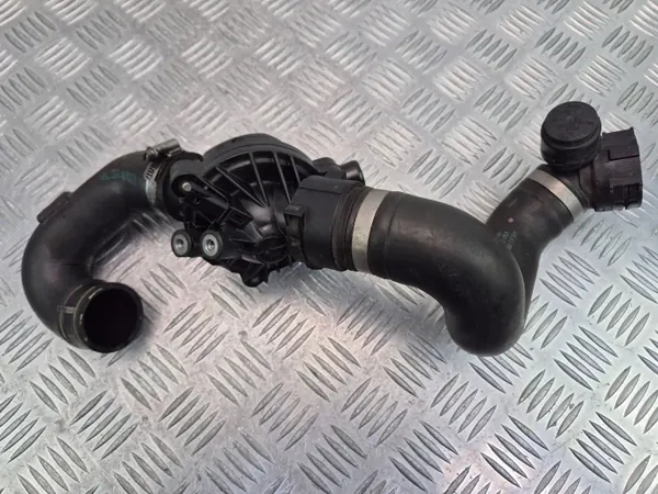 Termóstato BMW OEM 7601158 para X5 E70 Motor N55 image 3