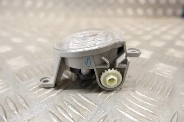 OEM 8121002190 Oikea LED-sumuvalo Toyotalle image 3
