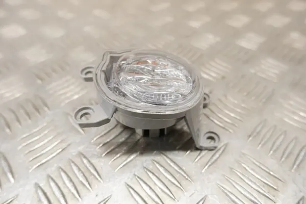 OEM 8121002190 Oikea LED-sumuvalo Toyotalle image 5