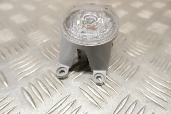 OEM 8121002190 Oikea LED-sumuvalo Toyotalle image 6