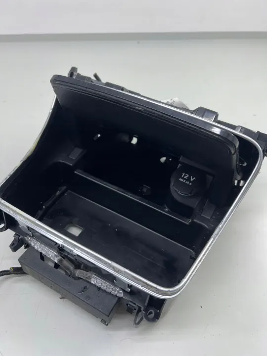 OEM A2056800210 Voorasbak voor Mercedes C W205 image 3