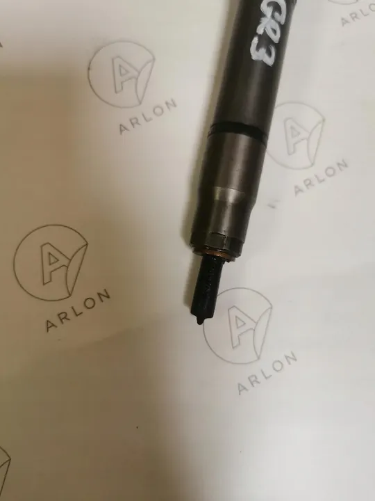 KIA SPORTAGE III 1.7 Injetor image 3